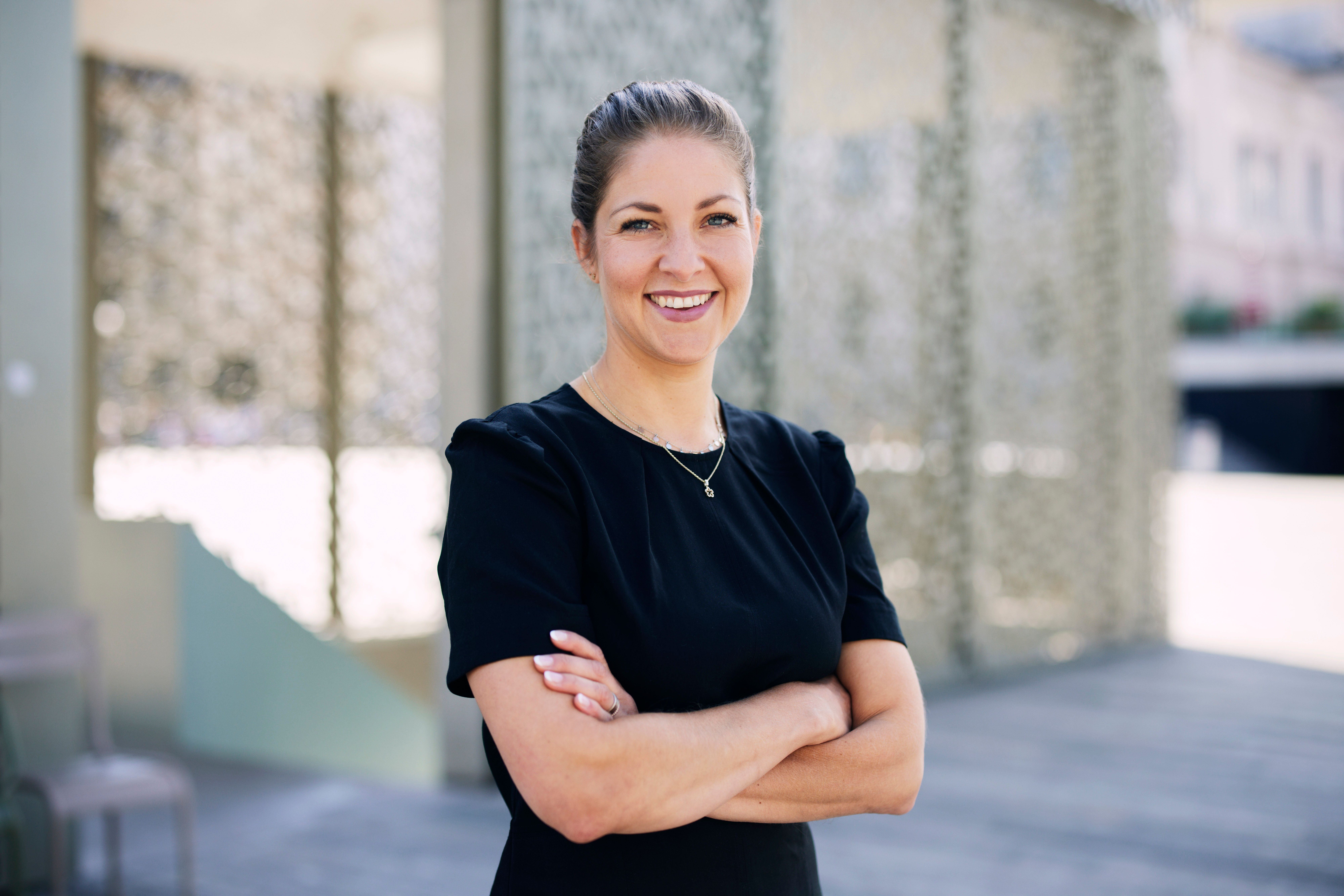 Porträt von Martina Müri, Expertin für Finanz PR IRF Reputation AG