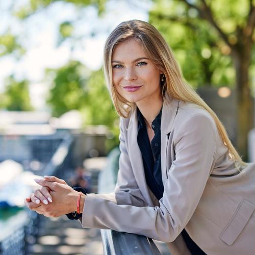 Vorschaubild von Jeannine Mülbrecht Senior Beraterin IRF Reputation AG