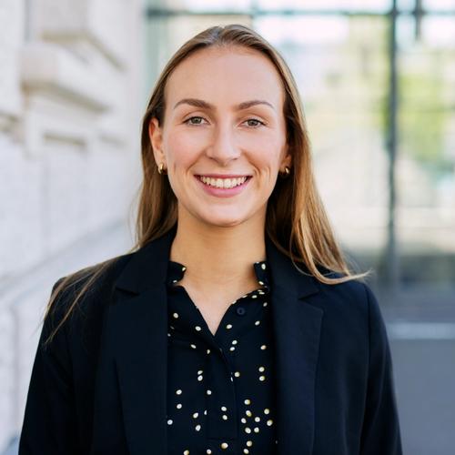 Vorschaubild von Laura Berkes, Senior Beraterin bei IRF Reputation AG