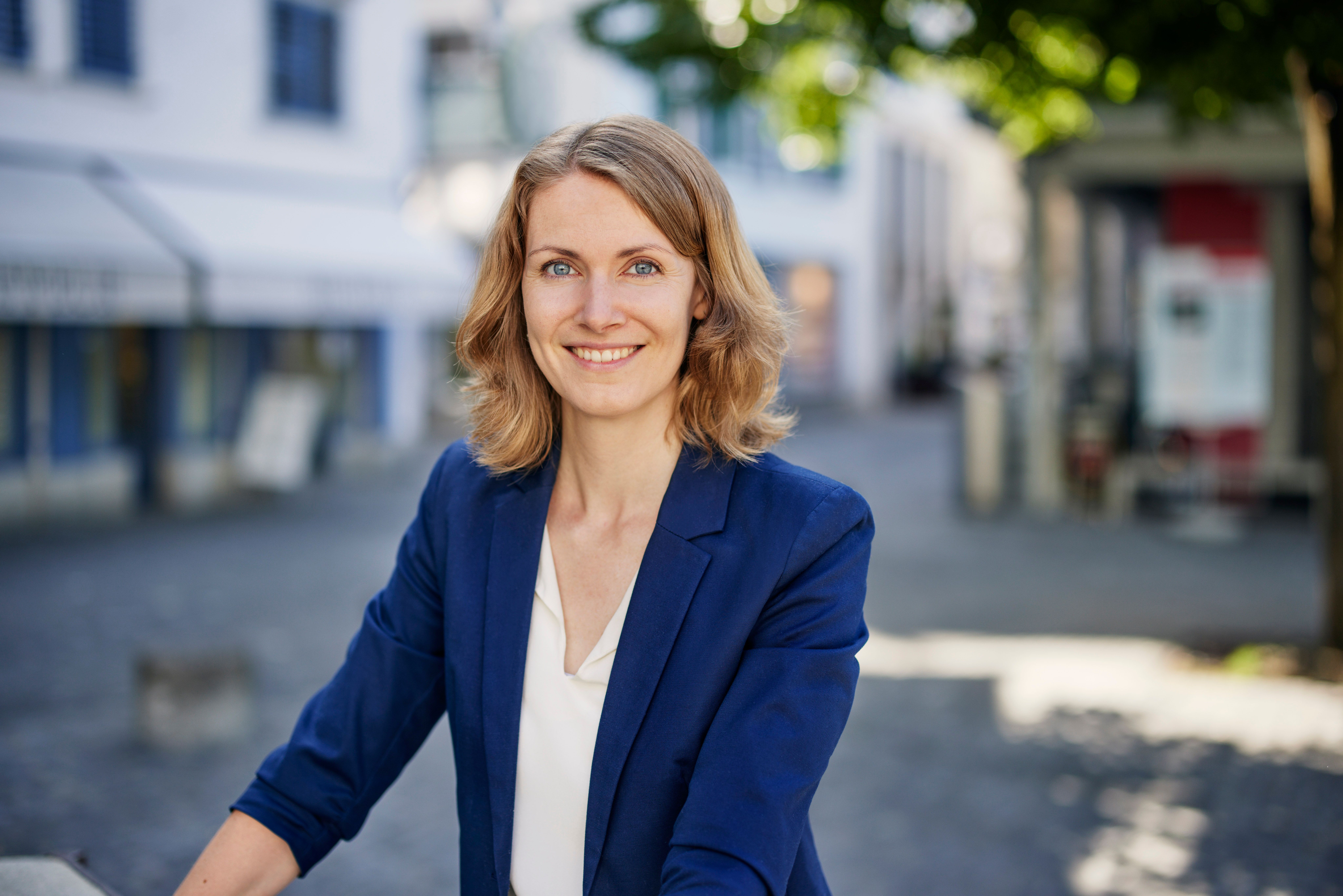 Portrait von Miriam Dippe-Nistor Partnerin für Corporate Communications IRF Reputation AG